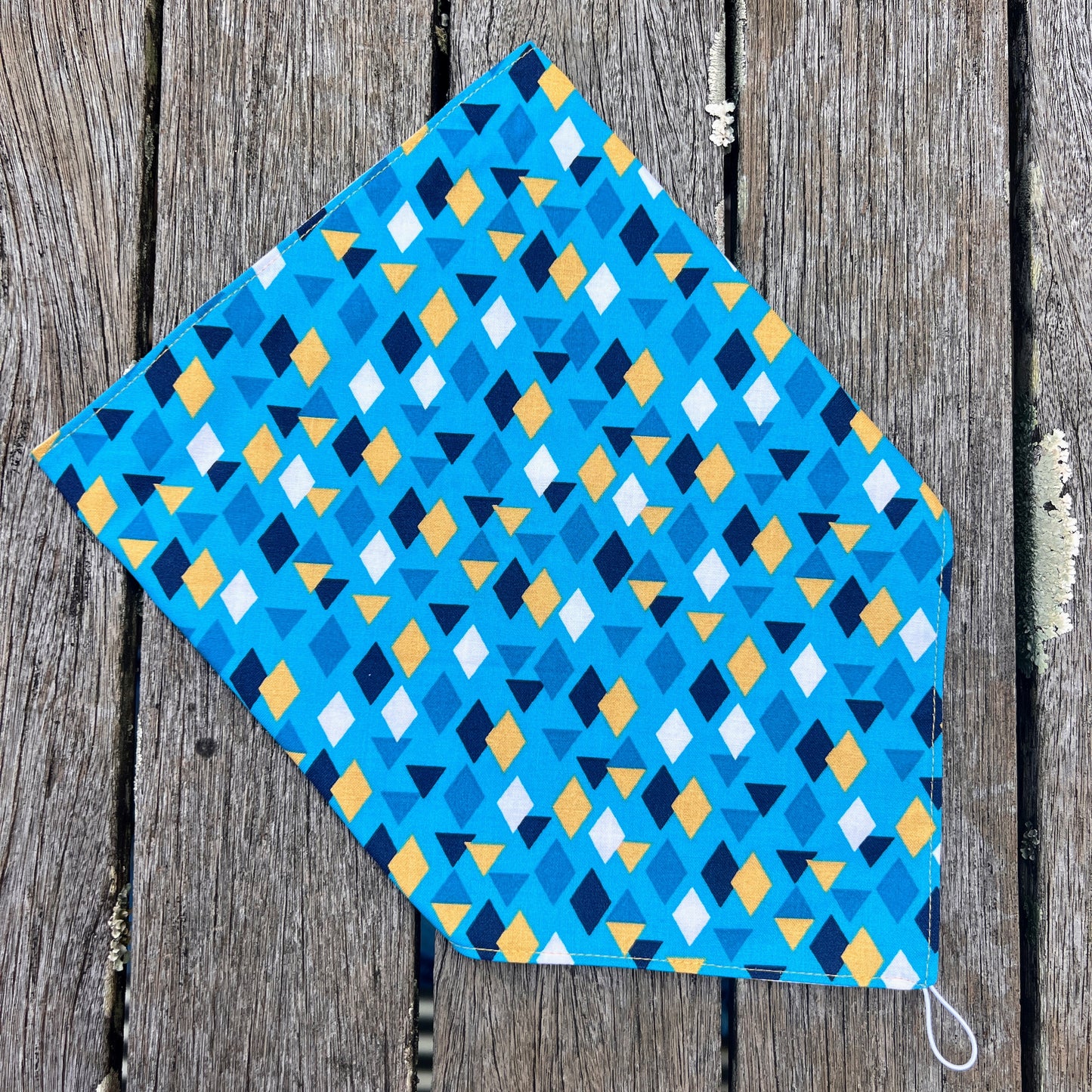 ‘Geo’ Neck Scarf
