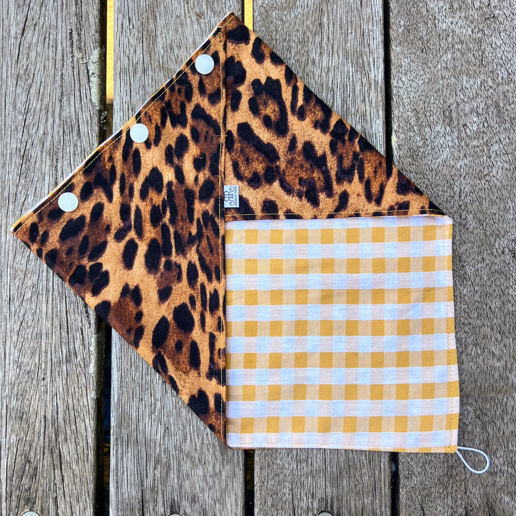 'Shania 2.0' Neck Scarf
