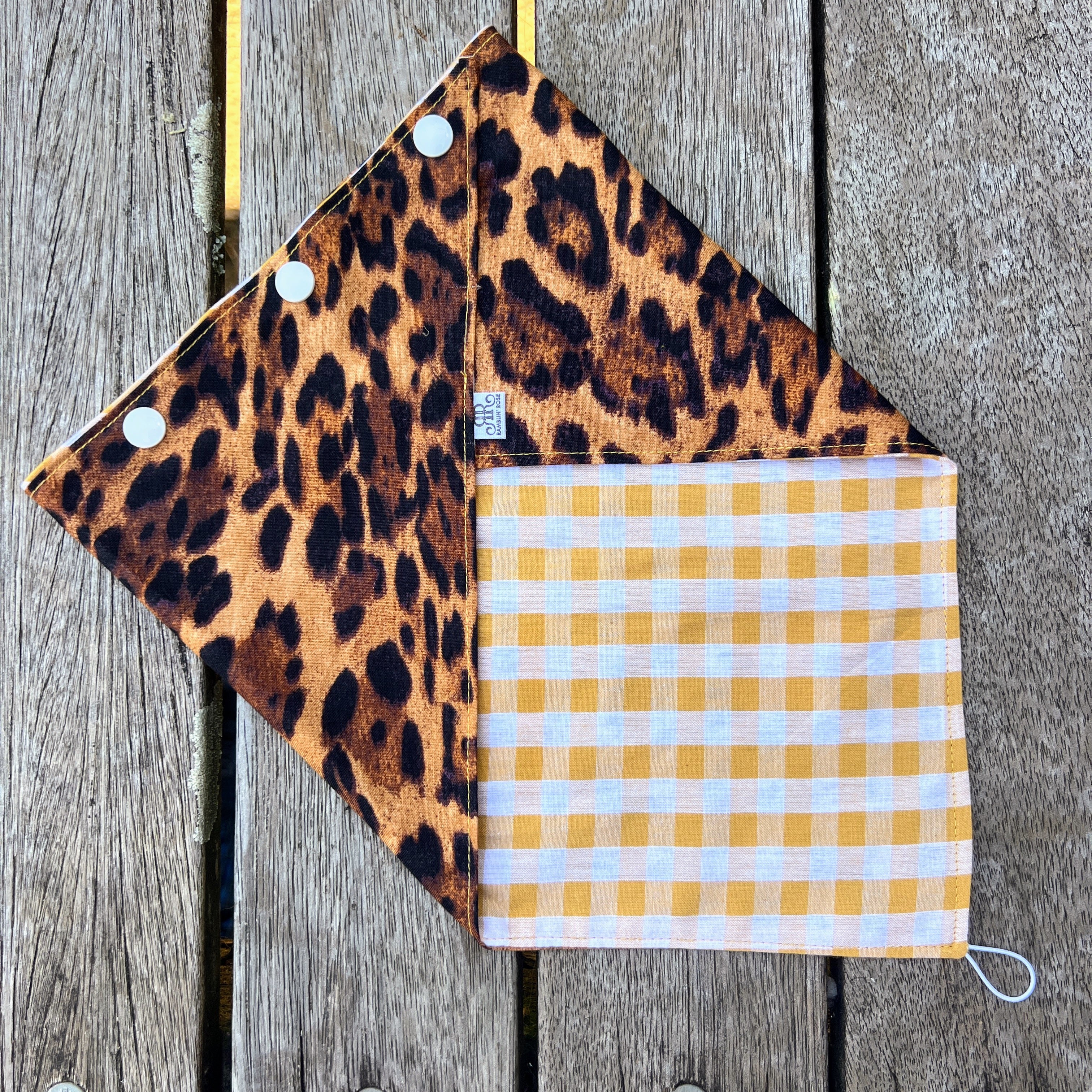 'Shania 2.0' Neck Scarf