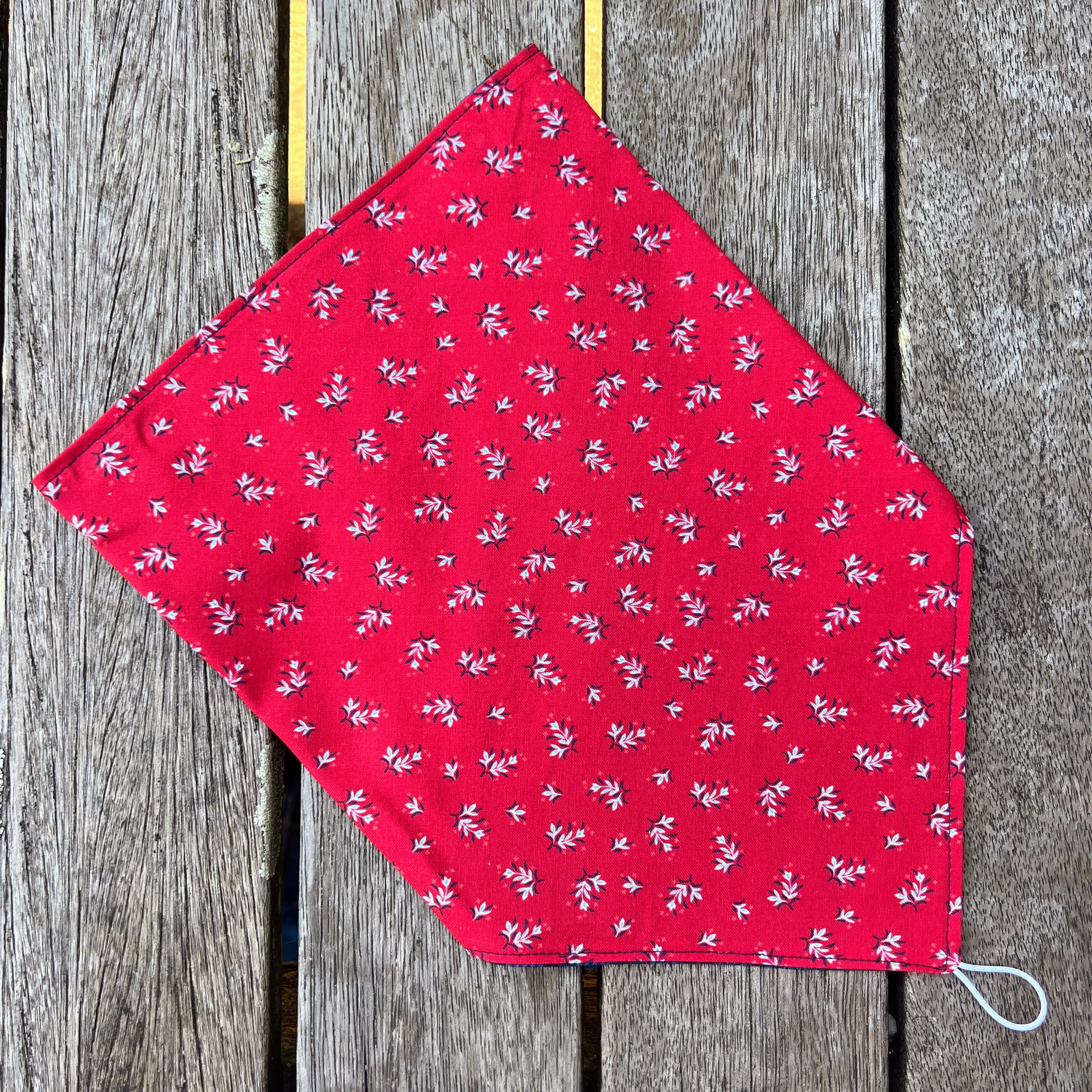 'Scarlet' Neck Scarf